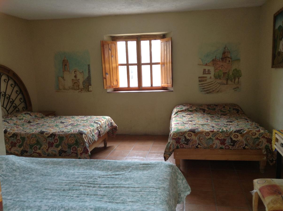 Hotel Los Faroles Catorce Стая снимка