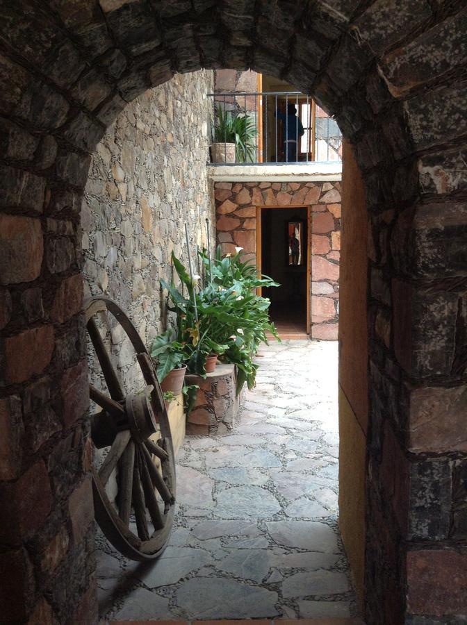 Hotel Los Faroles Catorce Екстериор снимка